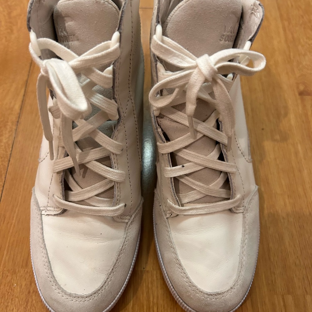 Sorel Off-White Women's Lace-Up Sneakers